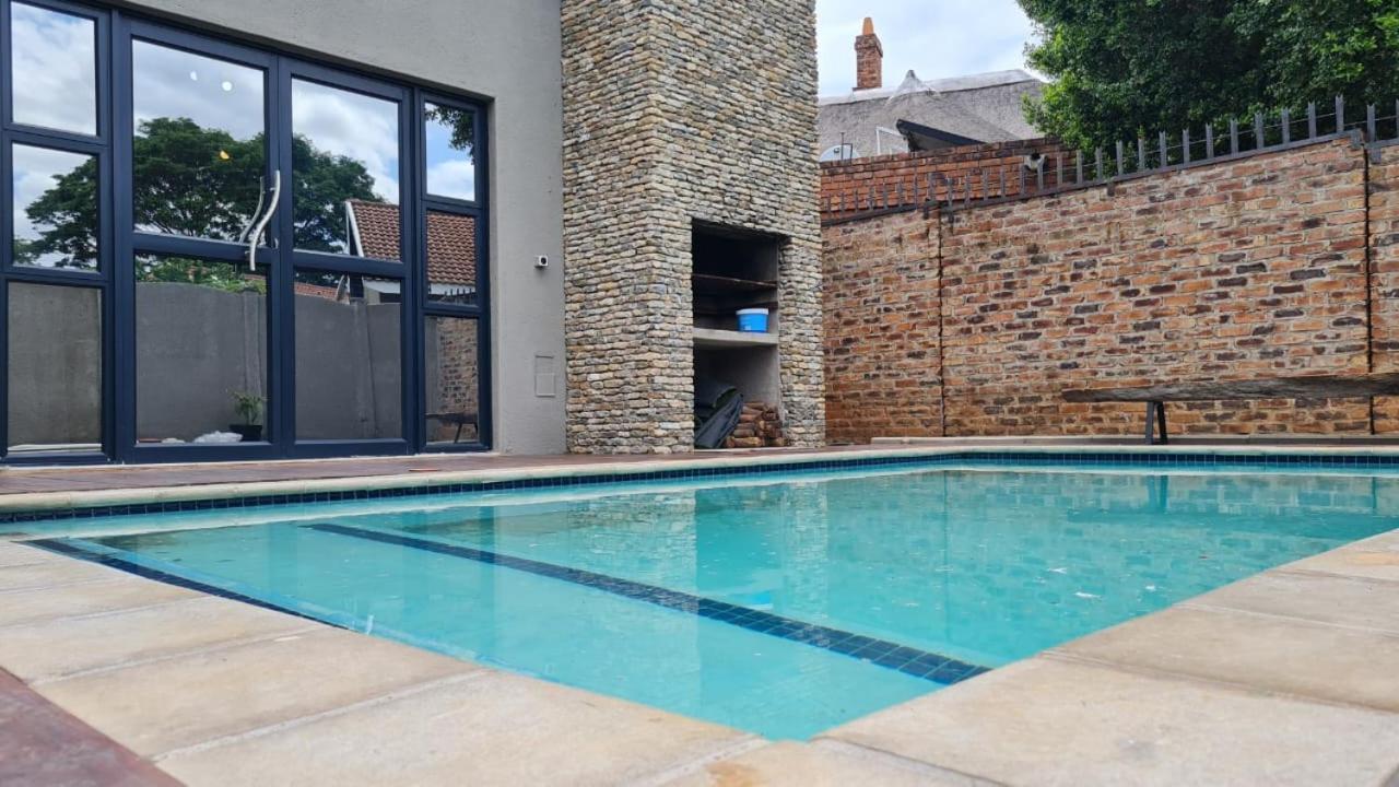 House Of Bongekile 4 Bed Luxury Home In Malelane Экстерьер фото